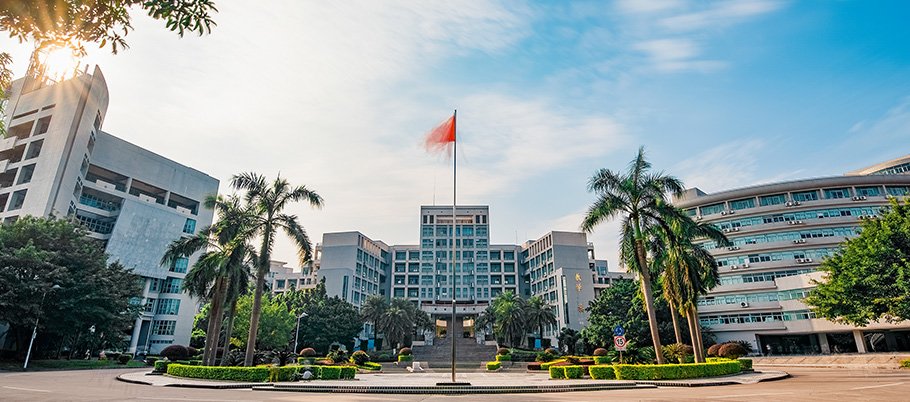 【南方杂志】胡钦太书记接受专访